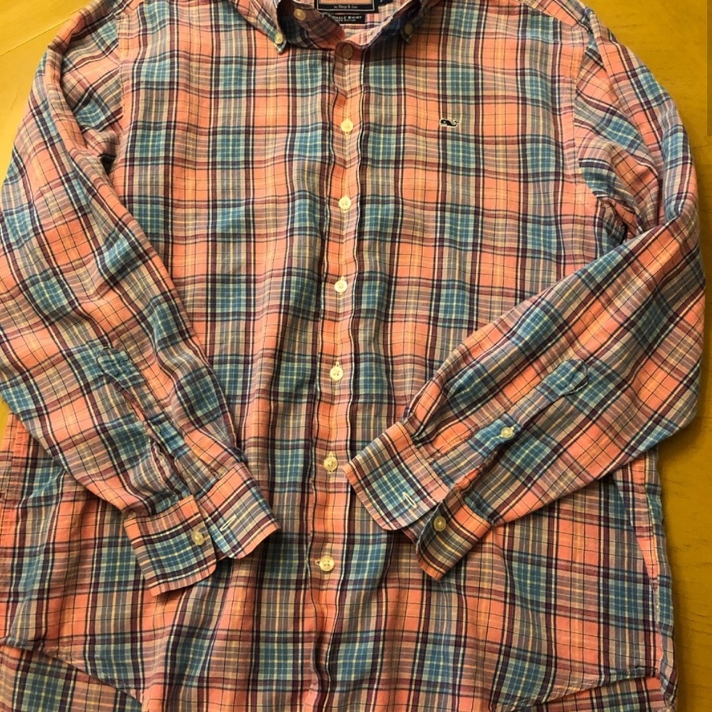 Medium Vineyard Vines Whale Shirt